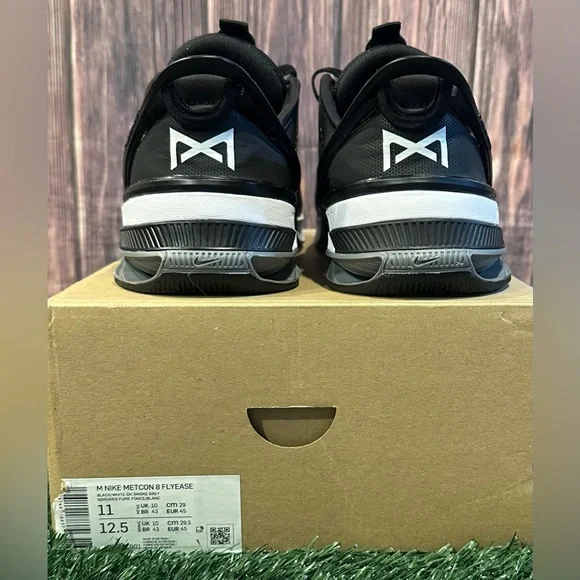 Nike Black and Gray Metcon 8 Flyease Shoes - Picture 3 of 7